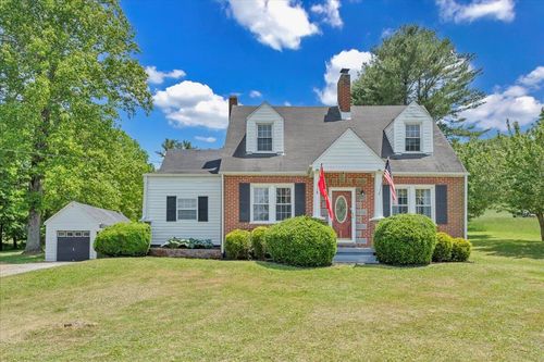 10664 Bent Mountain Rd, Bent Mountain, VA, 24059-2189 | Card Image