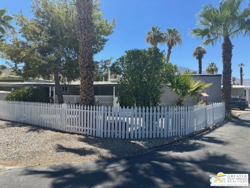 3 Mckinley St, Cathedral City, CA, 92234-6521 | Card Image