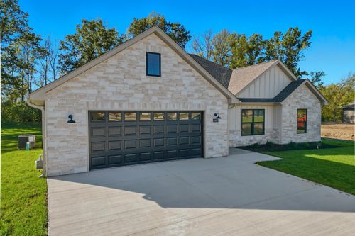 6900 Armstrong Dr, COLUMBIA, MO, 65202-4282 | Card Image