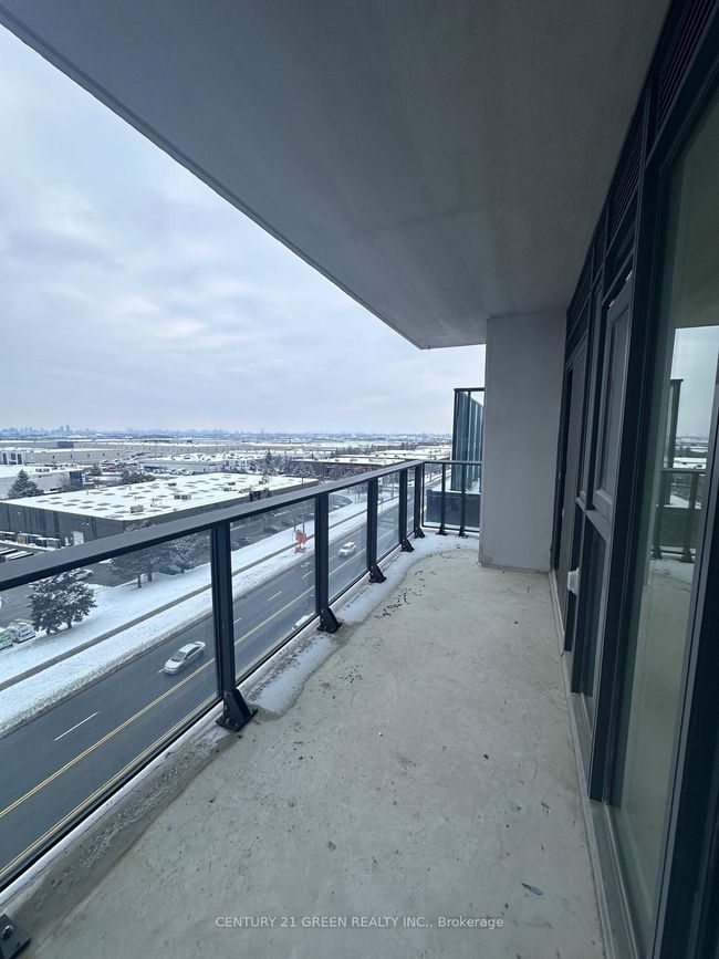 709 - 8960 Jane St, Condo with 2 bedrooms, 3 bathrooms and null parking in Concord ON | Image 22