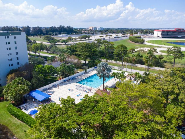 APT-802 - 2240 N Cypress Bend Dr, Condo with 2 bedrooms, 2 bathrooms and null parking in Pompano Beach FL | Image 24