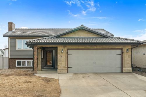 13 Rice Bay Se, Medicine Hat, AB, T1B3X2 | Card Image