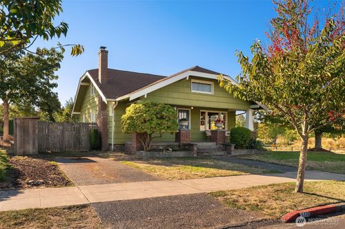 5330 N Winnifred St, Ruston, WA, 98407-6517 | Card Image