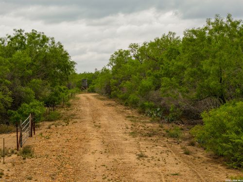 10 FM Highway 1581, Pearsall, TX, 78061 | Card Image