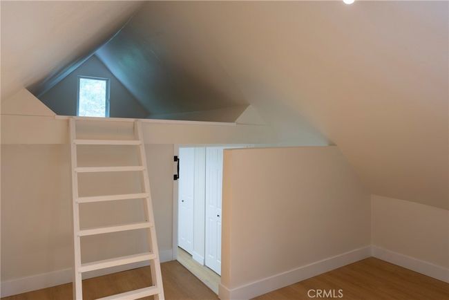 Upstairs Loft | Image 10