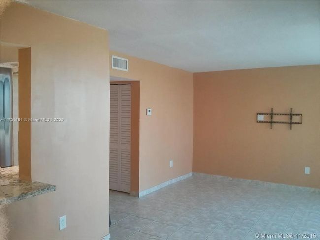APT-406-1 - 11750 Sw 18 Th St, Condo with 2 bedrooms, 2 bathrooms and null parking in Miami FL | Image 4