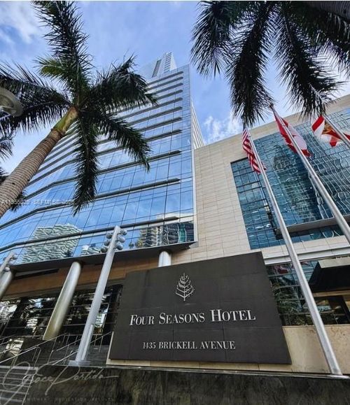 3508-1435 Brickell Ave, Miami, FL, 33131-3407 | Card Image
