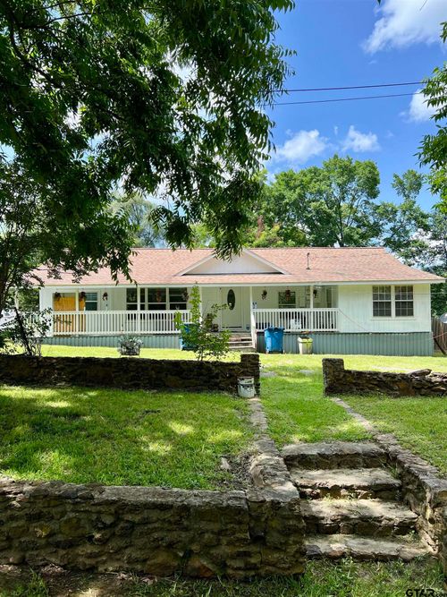 113 W Paschal St, Troup, TX, 75789-2039 | Card Image