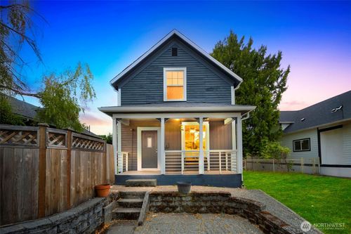 515 S 34th Street, Tacoma, WA, 98418 | Card Image