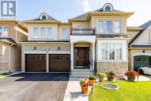 11 Condorvalley Crescent, Brampton (Bram East), ON, L6P2T7 | Card Image