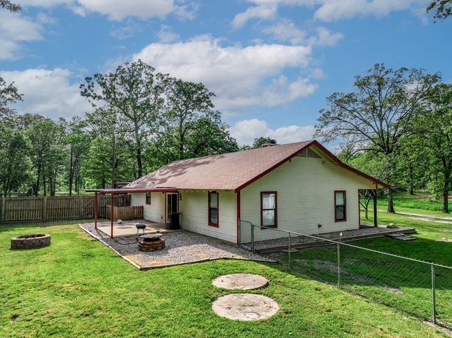 200 County Road 3635, House other with 3 bedrooms, 2 bathrooms and null parking in Dike TX | Image 27