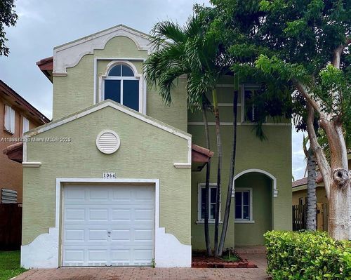 0-1064 Ne 41st Ave, Homestead, FL, 33033-5875 | Card Image