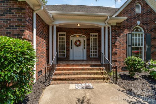 2909 Arbor Knl, Concord, NC, 28025-8017 | Card Image