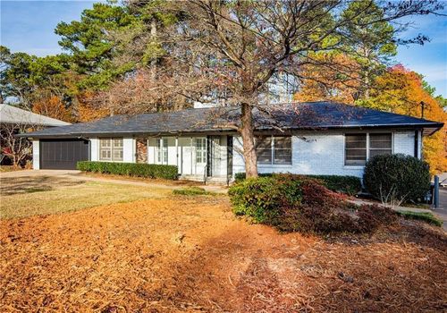 3935 Orchard Rd Se, Smyrna, GA, 30080-5923 | Card Image