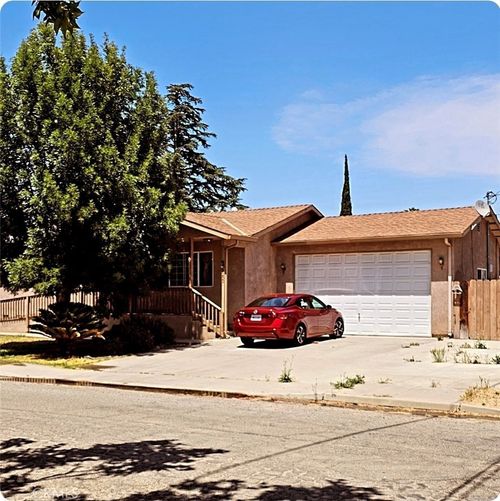 9250 Latham Dr, Planada, CA, 95365-8233 | Card Image