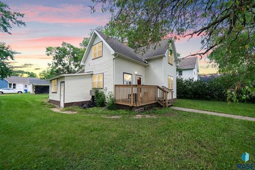 219 S Union Ave Avenue, Madison, SD, 57042 | Card Image