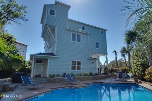 102 Purdie St, Emerald Isle, NC, 28594-3025 | Card Image