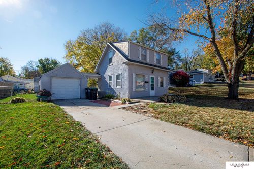 6305 Spaulding St, Omaha, NE, 68104-2658 | Card Image