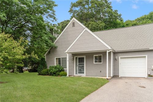 27 Riverdell Dr, Saunderstown, RI, 02874-2481 | Card Image