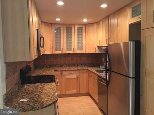 11301 Gatesborough Ln, RESTON, VA, 20191-3605 | Card Image