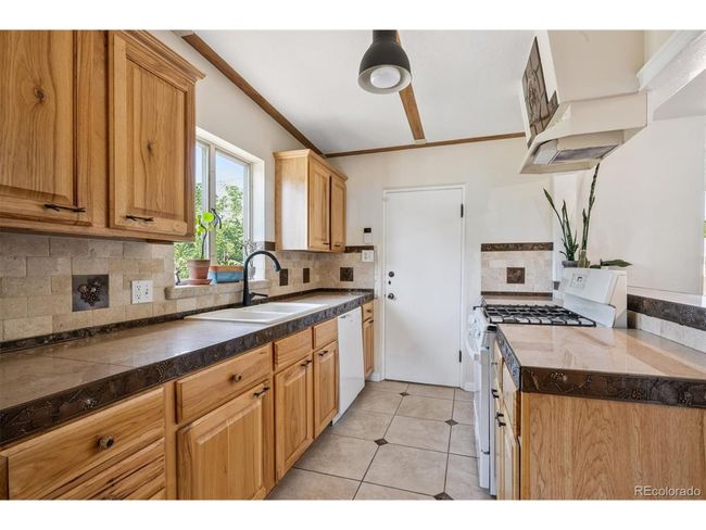 1497 S Garfield St, House other with 3 bedrooms, 2 bathrooms and null parking in Denver CO | Image 10