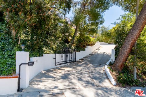 4491 Gayle Dr, Tarzana, CA, 91356 | Card Image