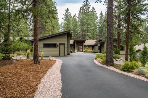 60734 Golf Village Loop, Bend, OR, 97702-9131 | Card Image
