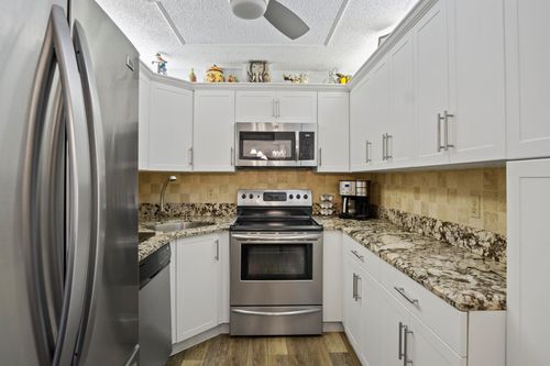 apt-119-d2-1995 Sw Silver Pine Way, Palm City, FL, 34990-8415 | Card Image