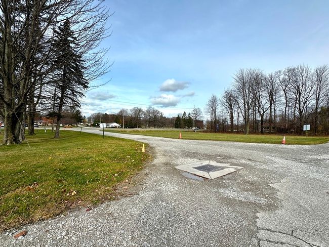 7171 W Ridge Rd, Home with 0 bedrooms, 2 bathrooms and 100 parking in Fairview PA | Image 38
