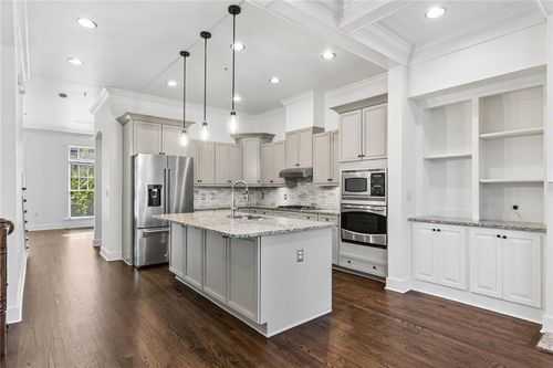 1014 River Vista Dr, Atlanta, GA, 30339-2956 | Card Image