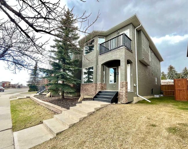389 Northmount Drive Nw, Home with 3 bedrooms, 2 bathrooms and 2 parking in Calgary AB | Image 25