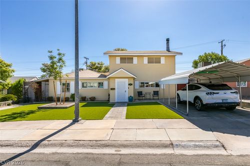 661 Burton St, Henderson, NV, 89015-7503 | Card Image