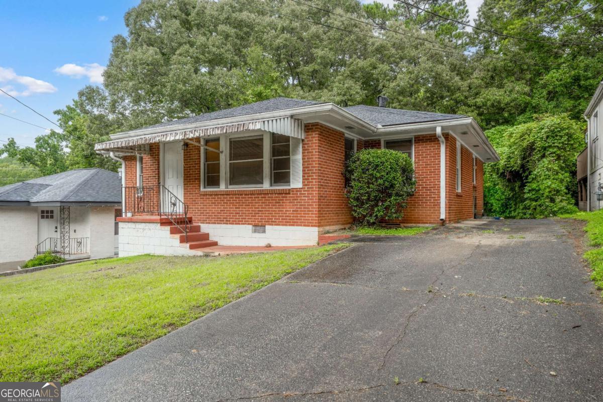 Residential Lease in Atlanta