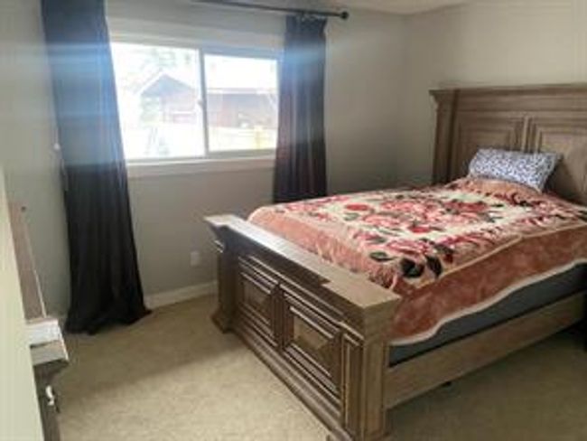 328 Penworth Dr Se, House detached with 5 bedrooms, 2 bathrooms and 4 parking in Calgary AB | Image 8