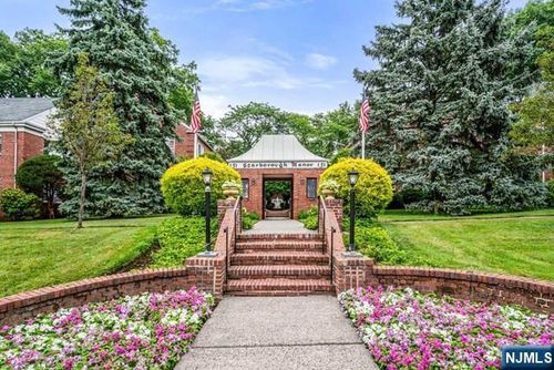 151 E Palisade Ave, Englewood, NJ, 07631-2248 | Card Image