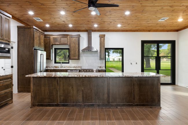 1215 E Stegall Rd, House other with 4 bedrooms, 4 bathrooms and null parking in Robinson TX | Image 9