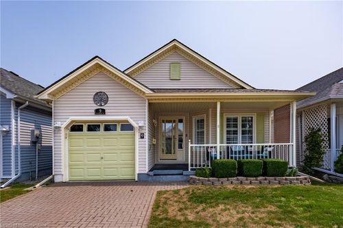 9 Walsingham Dr, Port Rowan, ON, N0E1M0 | Card Image