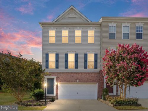 15997 Greymill Manor Dr, HAYMARKET, VA, 20169-4997 | Card Image