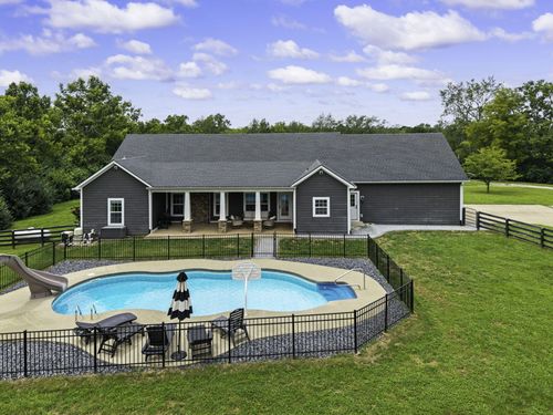 2680 Adena Ln, Nicholasville, KY, 40356-9819 | Card Image