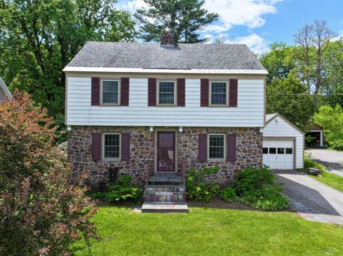 21 Short Shannon St, Middlebury, VT, 05753-1079 | Card Image