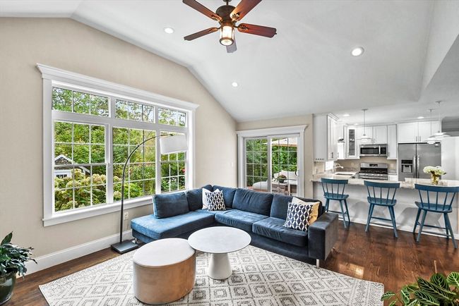 54 Cushing St, House other with 3 bedrooms, 3 bathrooms and 6 parking in Hingham MA | Image 14