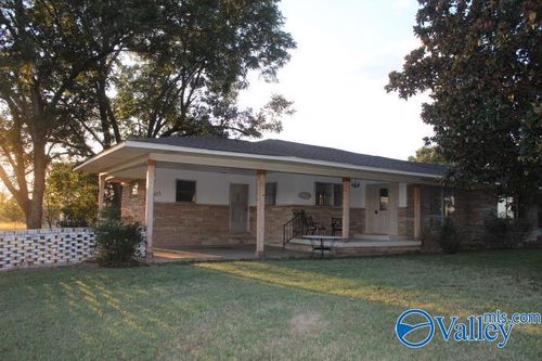 855 Church Ave, Rainsville, AL, 35986-6148 | Card Image