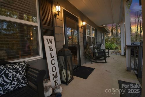 184 Pisgah Shadows Road, Penrose, NC, 28766 | Card Image