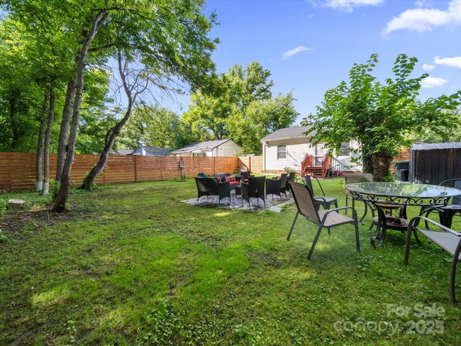 Patio | Image 19