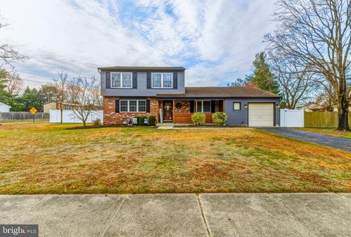 17 Dunham Loop, BERLIN, NJ, 08009-9021 | Card Image