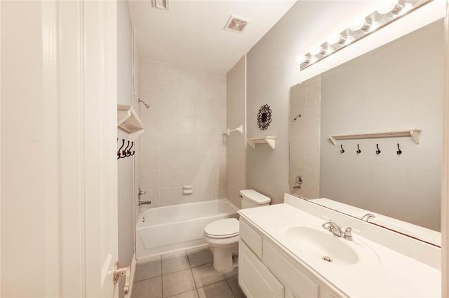 5810 Sequoia Trace Ct, House other with 4 bedrooms, 3 bathrooms and 3 parking in Spring TX | Image 16