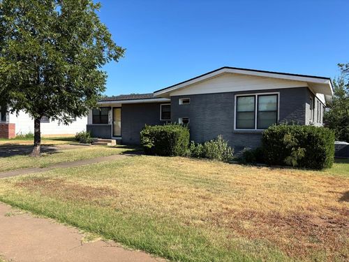 2203 40th St, Snyder, TX, 79549-5903 | Card Image