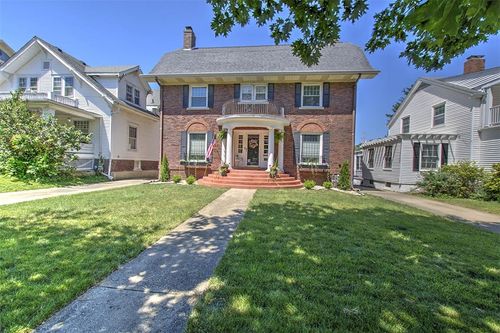 145 Cobb Ave, Decatur, IL, 62522-1901 | Card Image