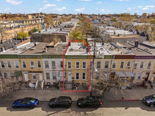 142 Side Ave, Jersey City, NJ, 07305-1317 | Card Image