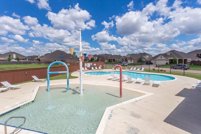 Community pool only a few blocks away from the property. An easy walk will get you ready to cool off and have fun in the sun with the family! | Image 24